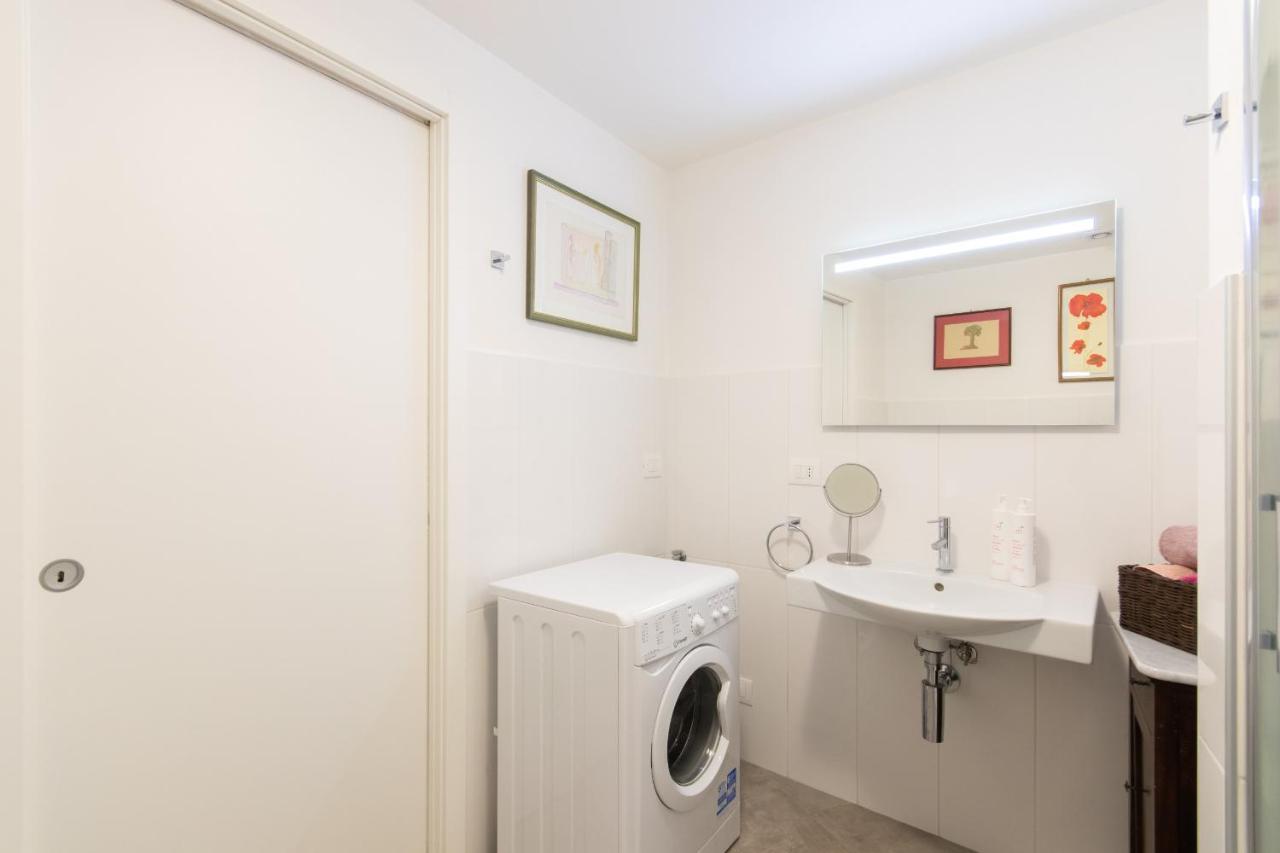 Charming Studio Near Piazza Castello By Wonderful Italy 토리노 외부 사진